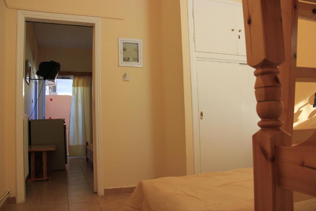 Hotel Galaxias Agioi Pandes الغرفة الصورة